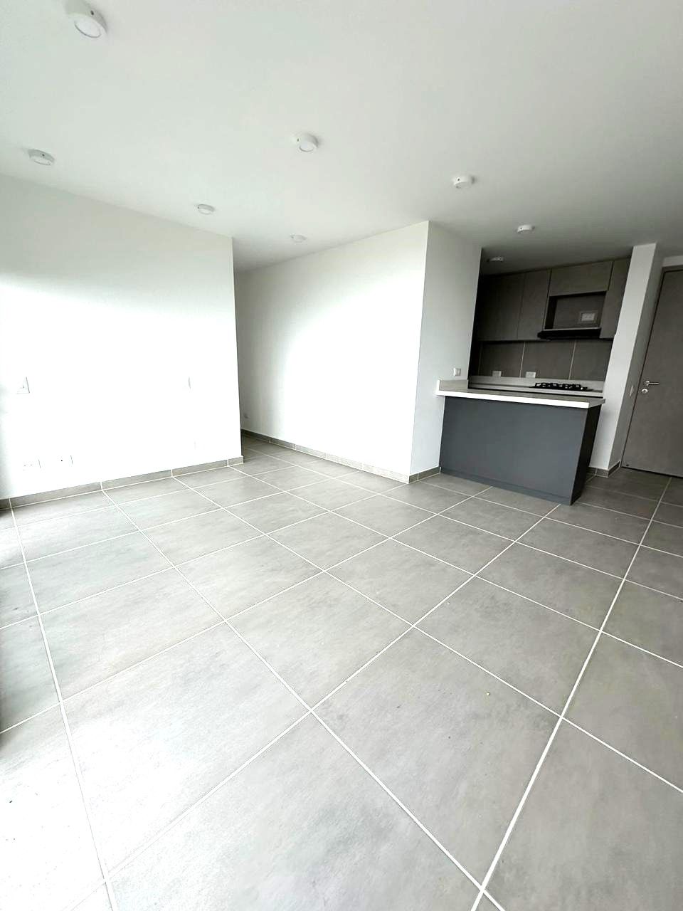 Se vende apartamento en la avenida centenario (3).jpg