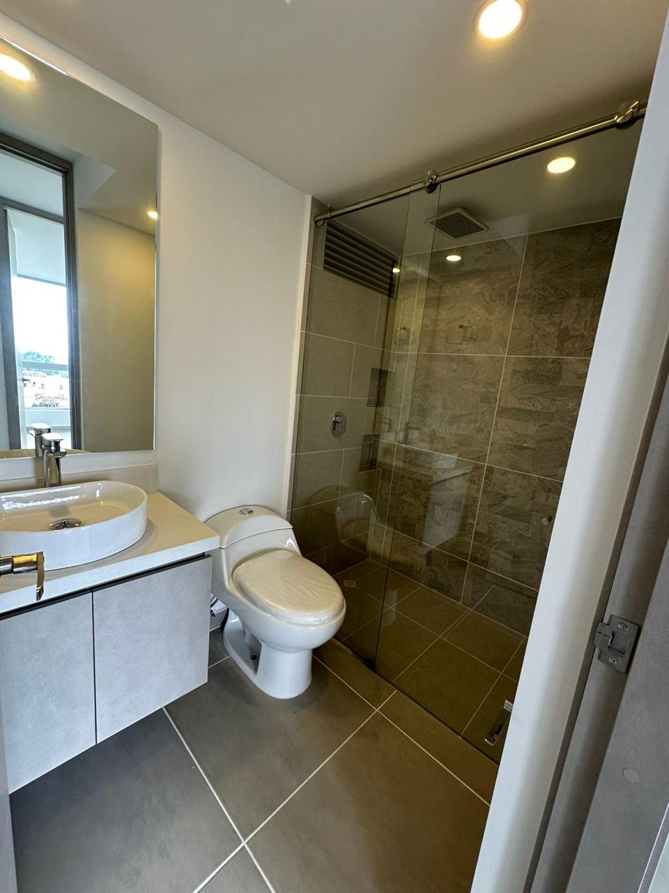 Se vende apartamento en la avenida centenario (4).jpg