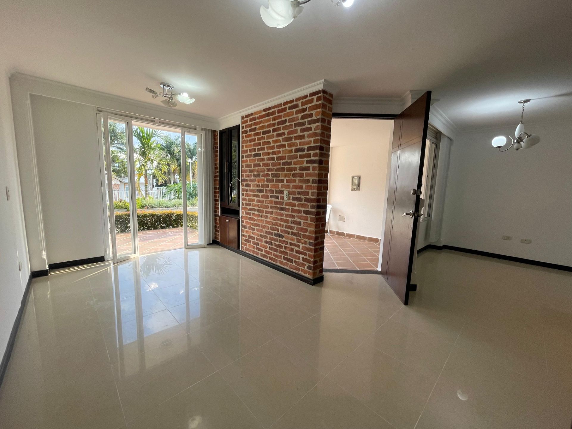 CASA QUINTAS DE LA CASTELLANA A-8 (12).jpeg