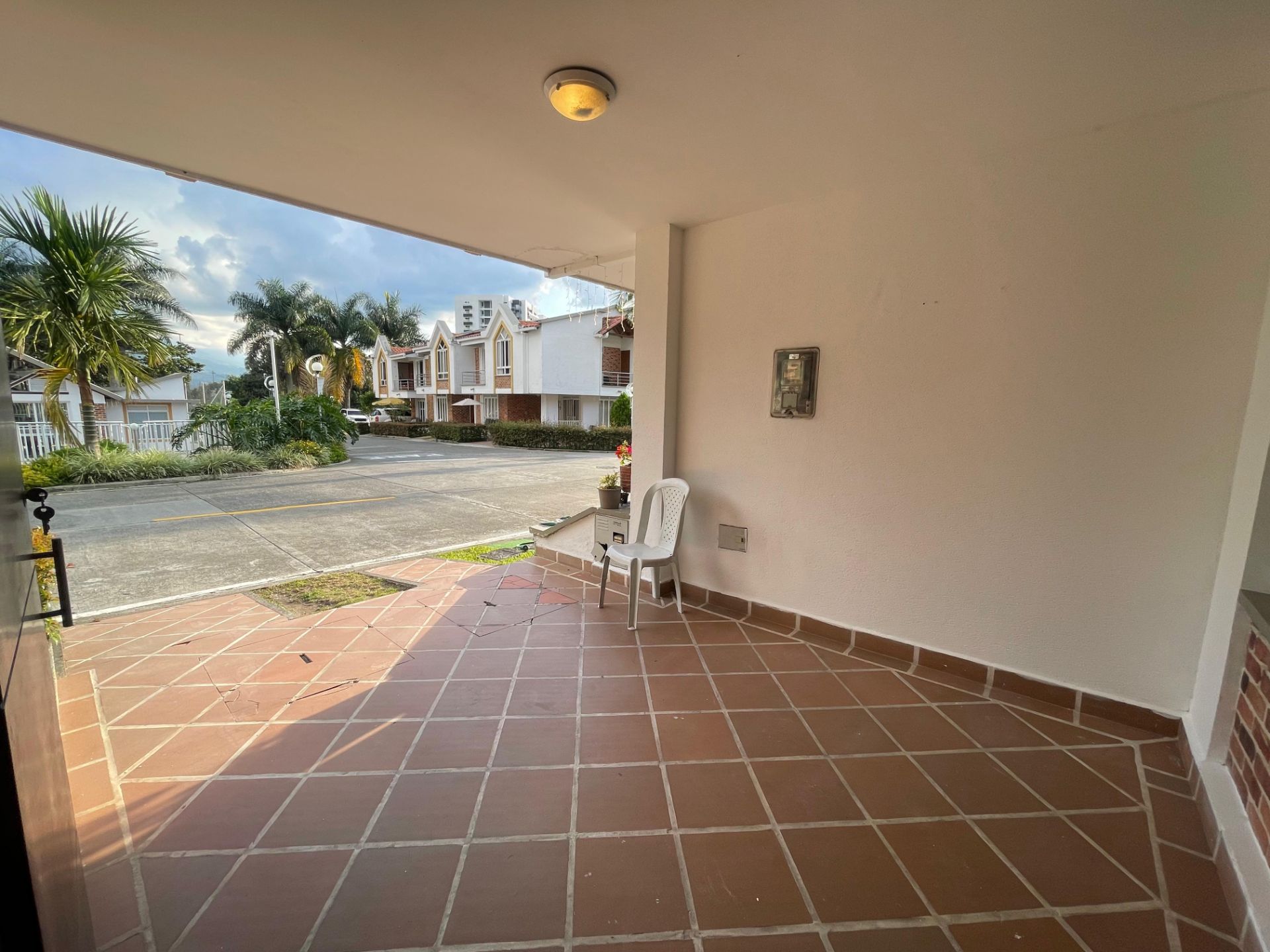 CASA QUINTAS DE LA CASTELLANA A-8 (5).jpeg