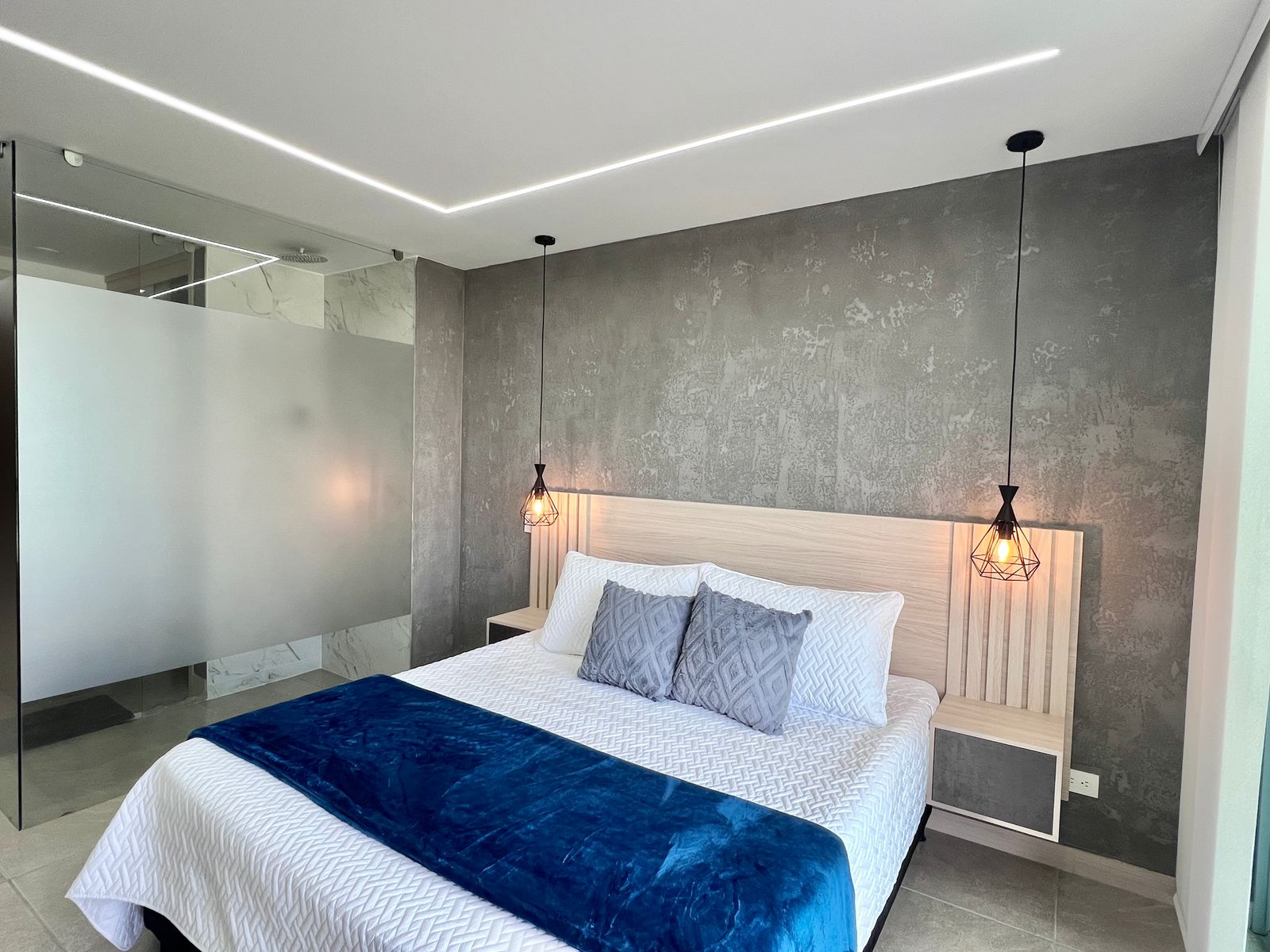 EN VENTA APARTAESTUDIO AMOBLADO (4..jpg