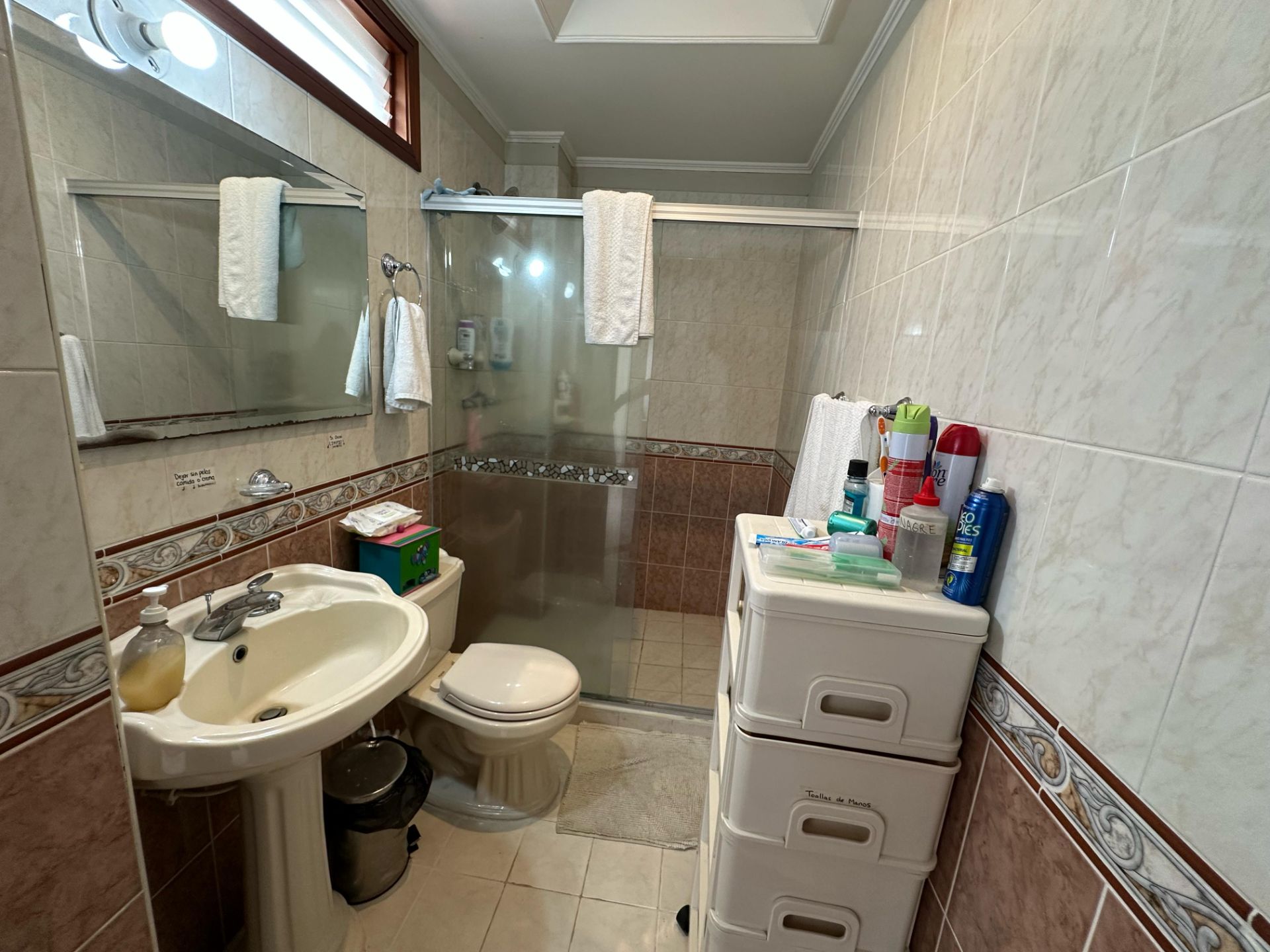 SE VENDE CASA EN LAURELES  (2).jpg