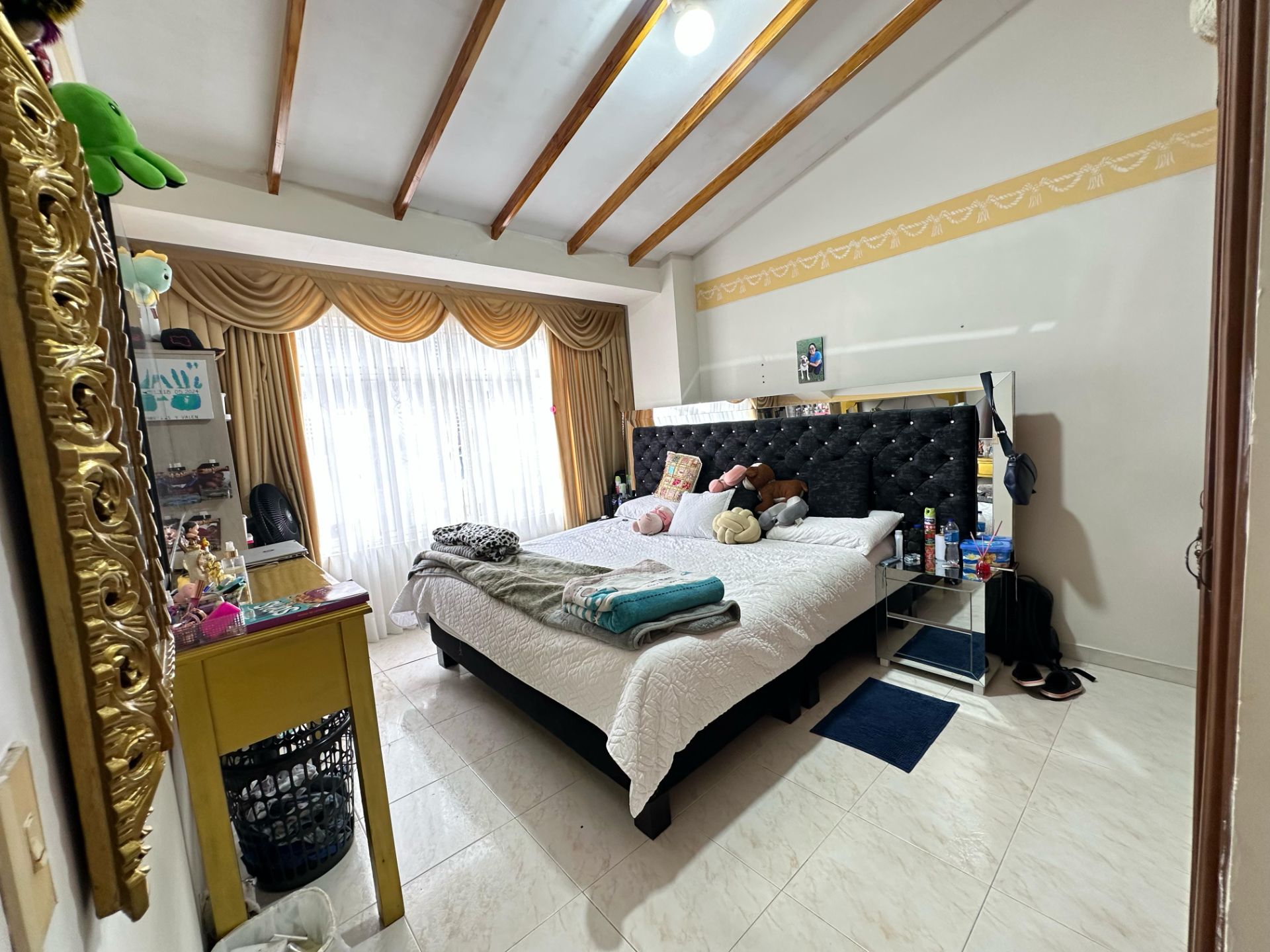 SE VENDE CASA EN LAURELES  (13).jpg