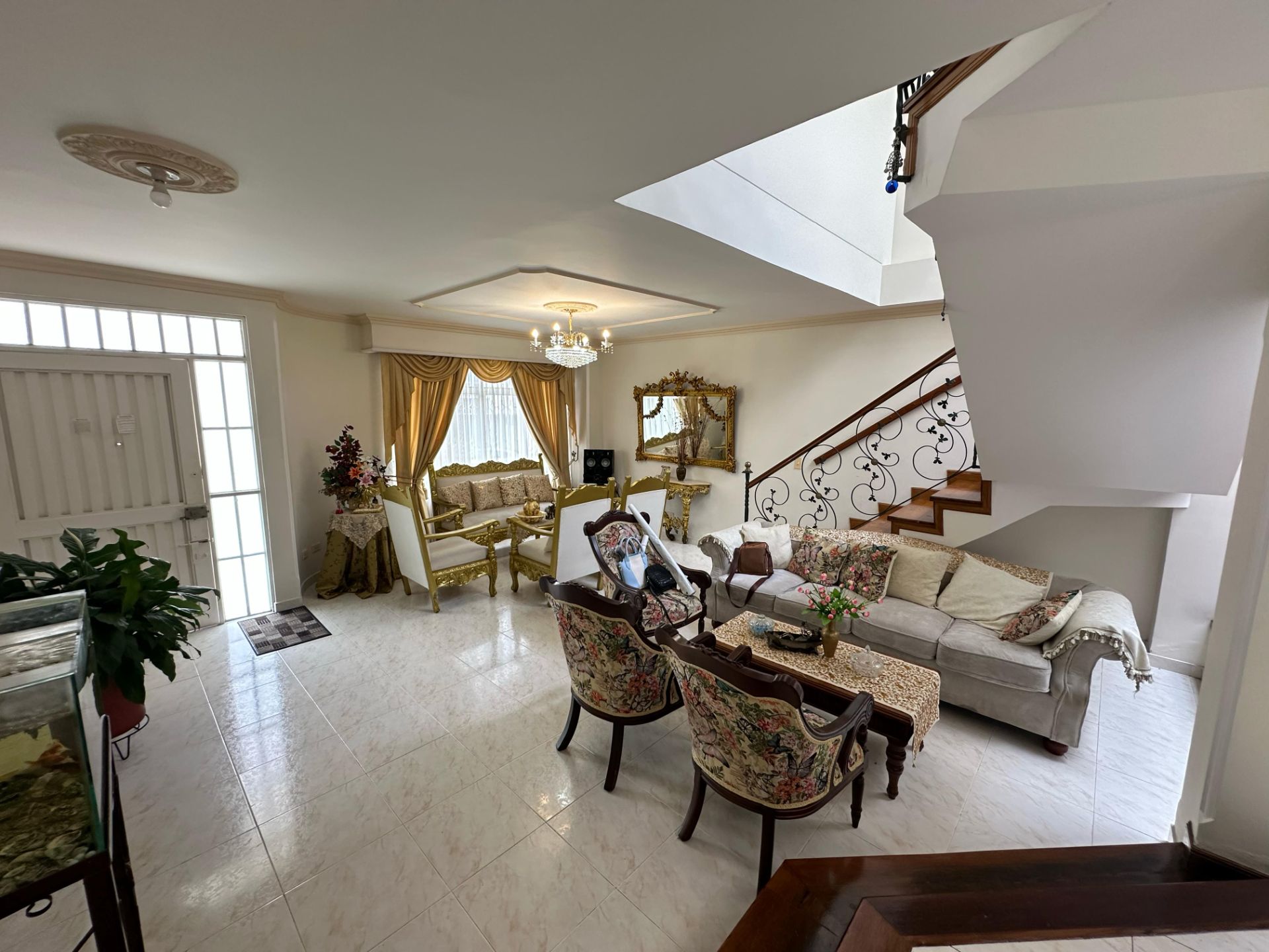 SE VENDE CASA EN LAURELES  (23).jpg