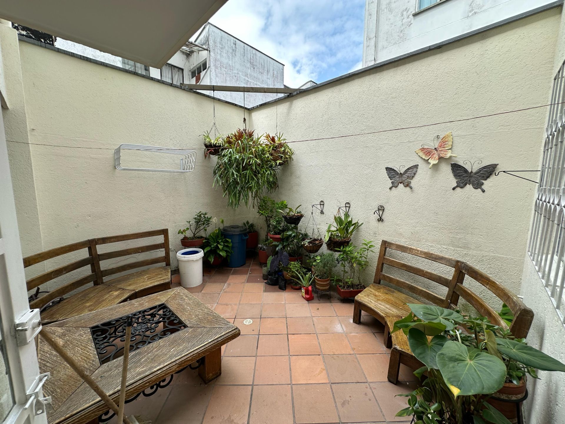 SE VENDE CASA EN LAURELES  (35).jpg