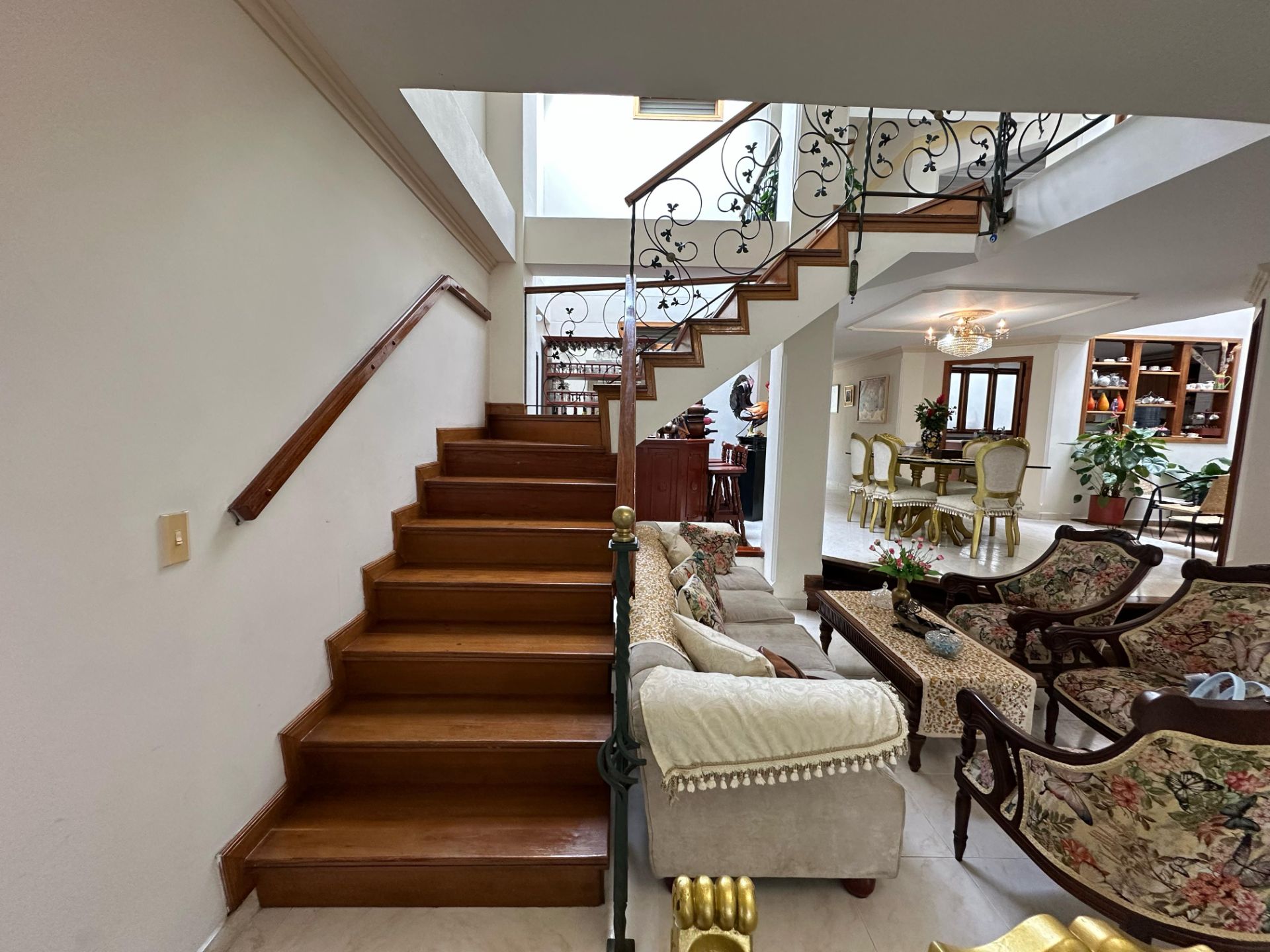 SE VENDE CASA EN LAURELES  (38).jpg