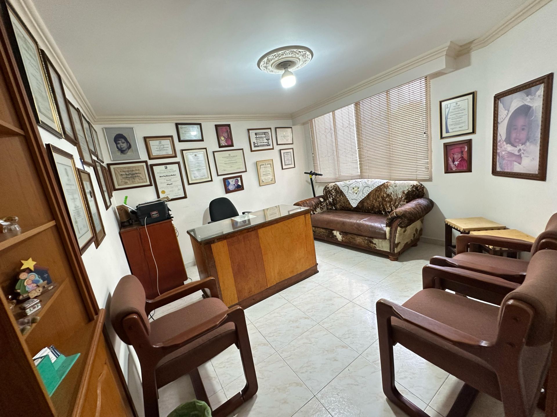 SE VENDE CASA EN LAURELES  (39).jpg