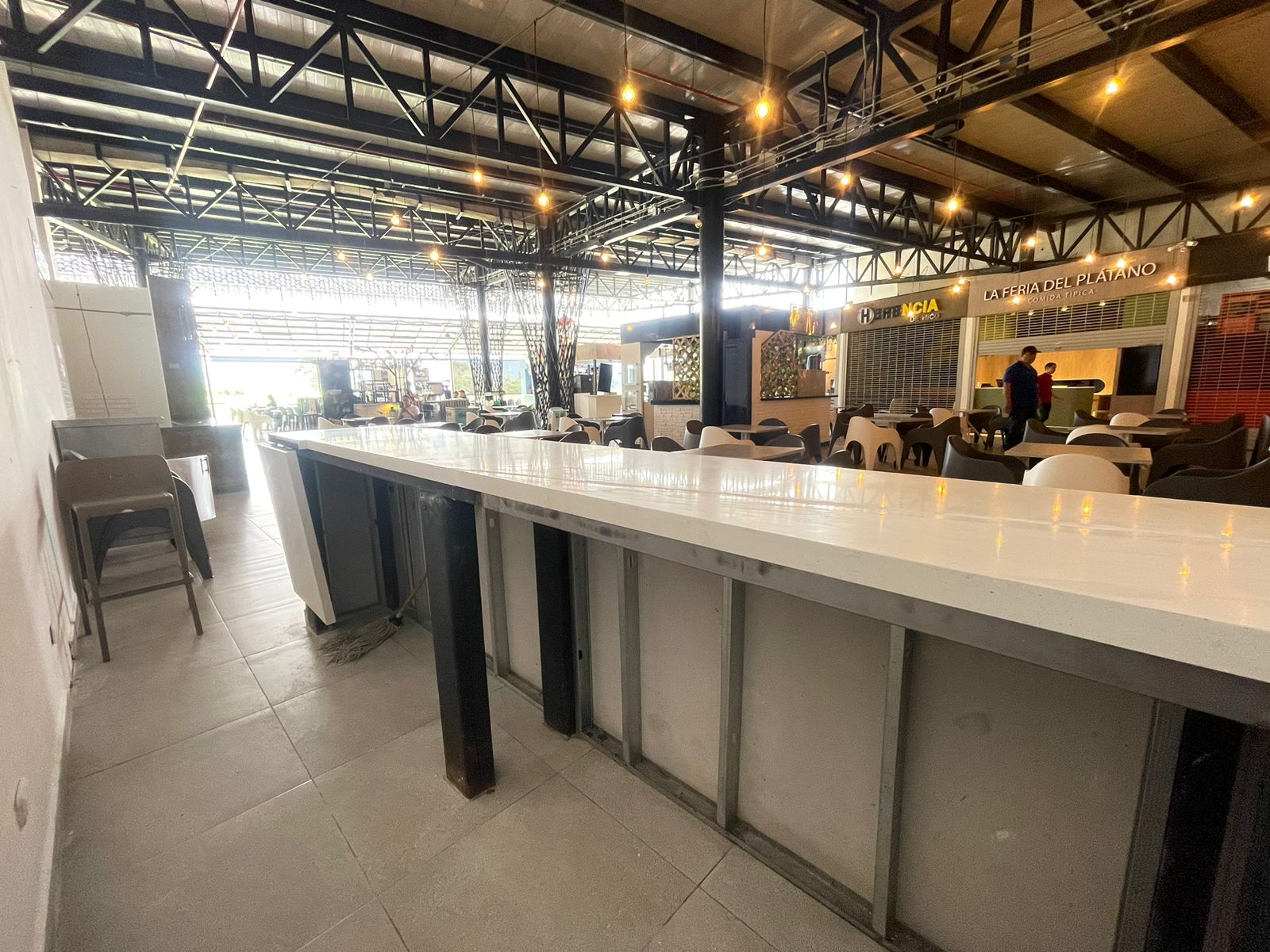 SE VENDE BURBUJA EN MALL PRIVILEGIO  (1).jpeg