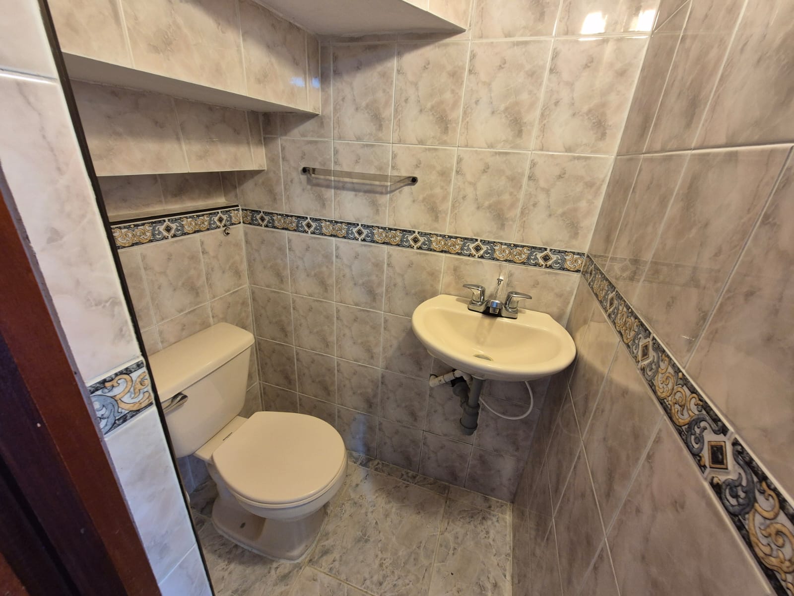 SE VENDE CASA EN LA PATRIA  9..jpeg