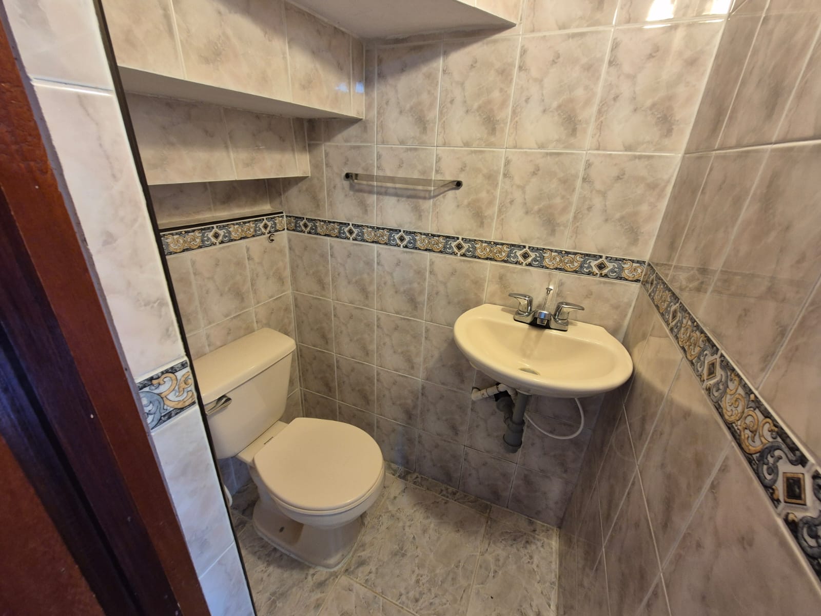 SE VENDE CASA EN LA PATRIA  10..jpeg