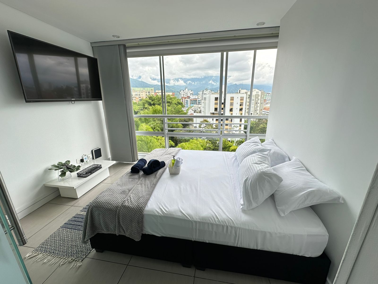 SE VENDE APARTAMENTO ENN LAURELES 13..jpeg