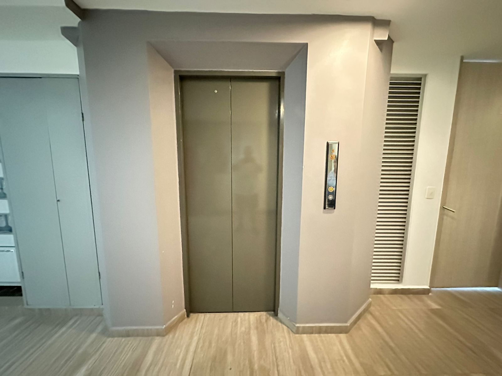 SE VENDE APARTAMENTO ENN LAURELES 19..jpeg
