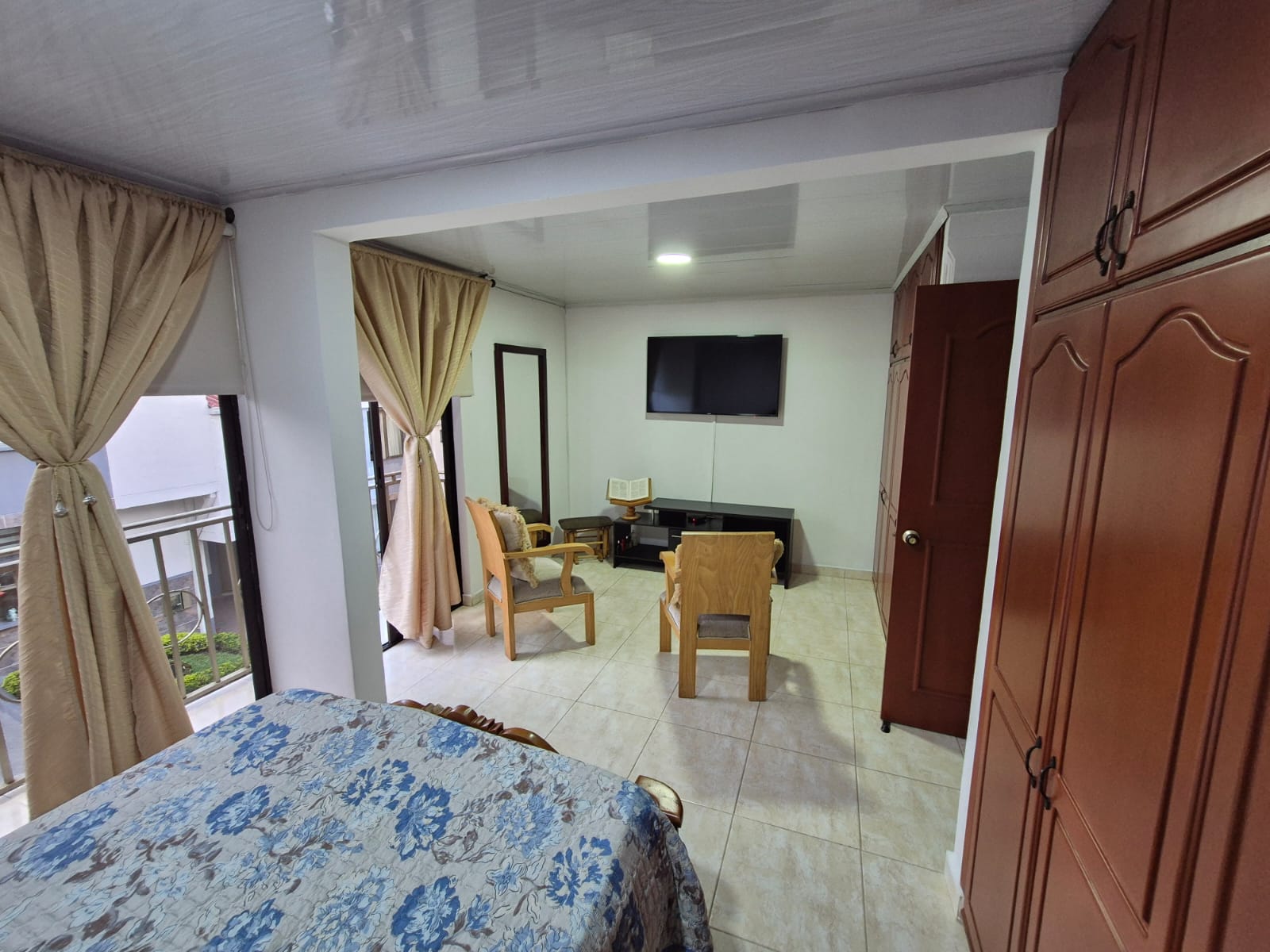 SE VENDE CASA AV. CENTENARIO 10..jpeg