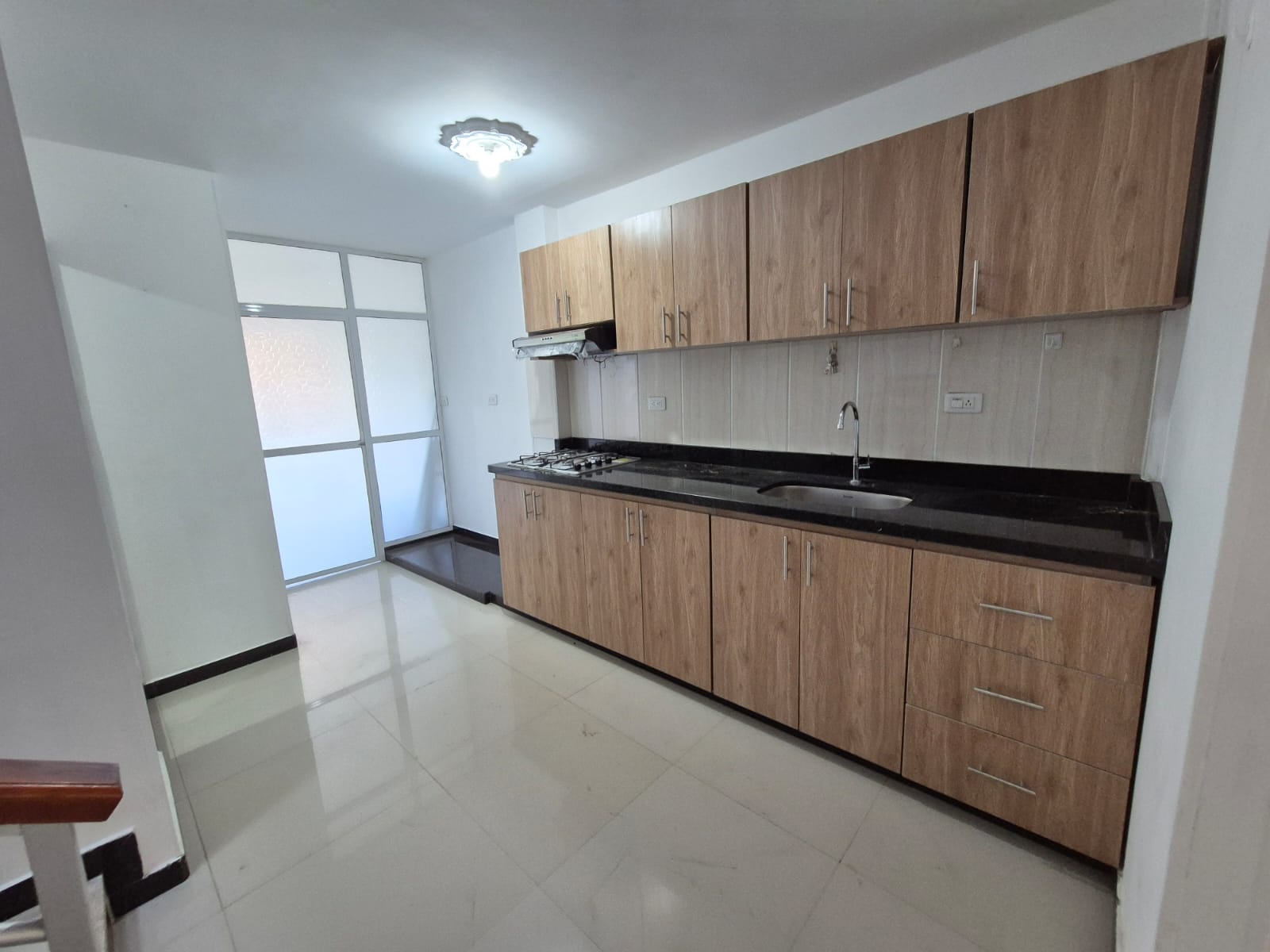 SE VENDE CASA EN LAS AMERICAS  4..jpeg