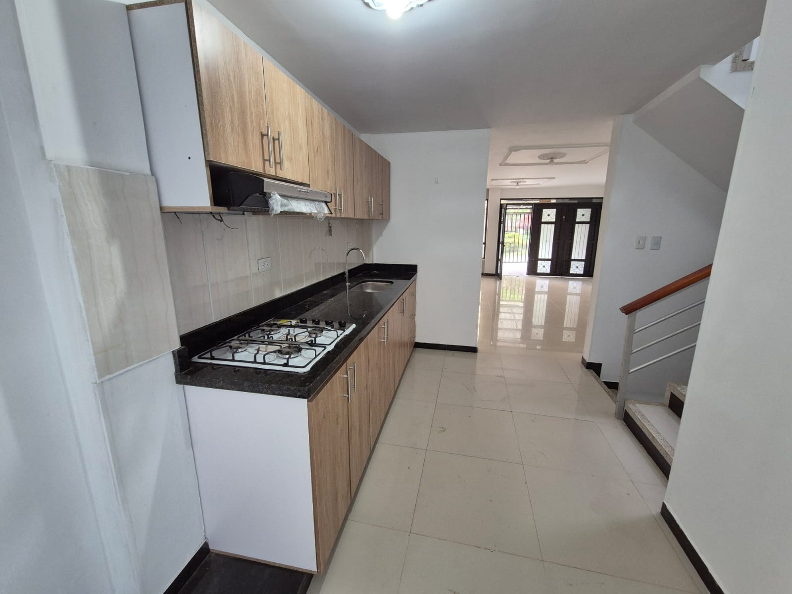 SE VENDE CASA EN LAS AMERICAS  5..jpeg