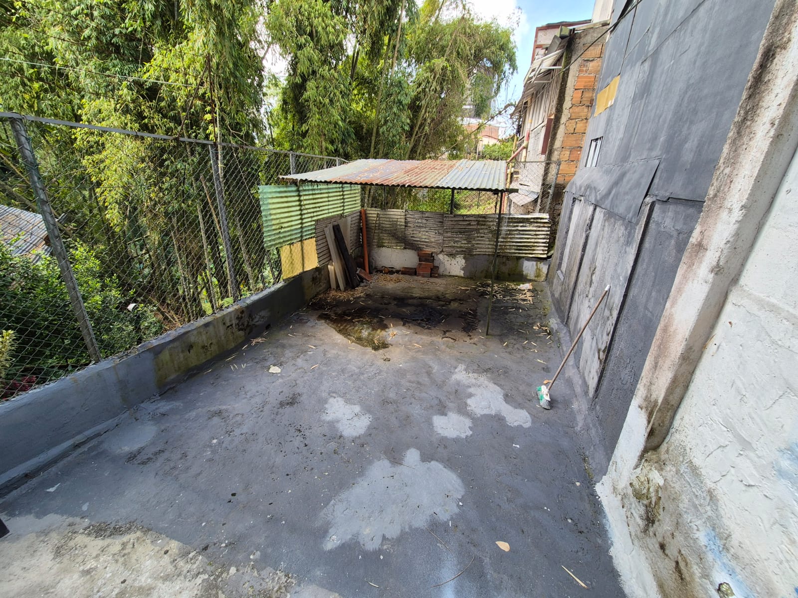 SE VENDE CASA EN LAS AMERICAS  12..jpeg