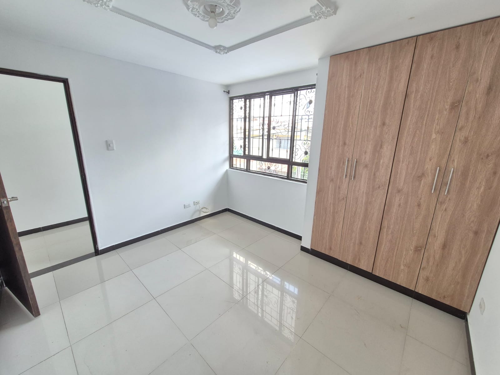 SE VENDE CASA EN LAS AMERICAS  17..jpeg
