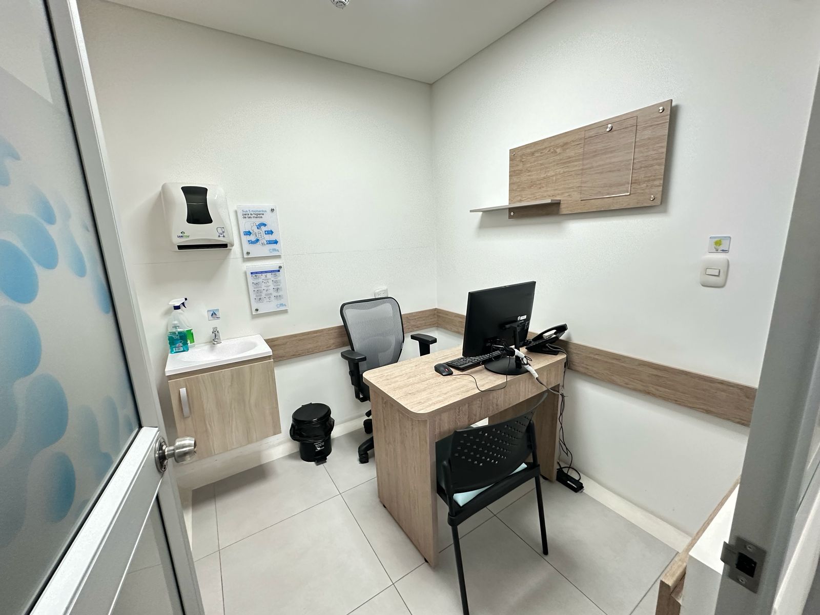SE VENDE CENTRO MEDICO (13).jpeg