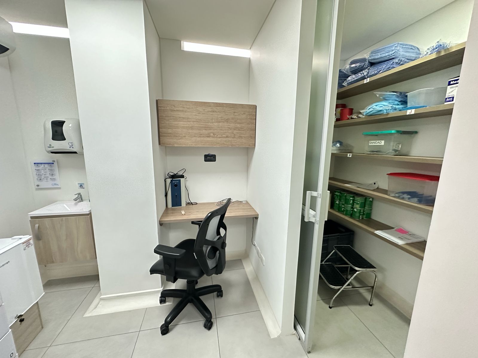 SE VENDE CENTRO MEDICO (19).jpeg
