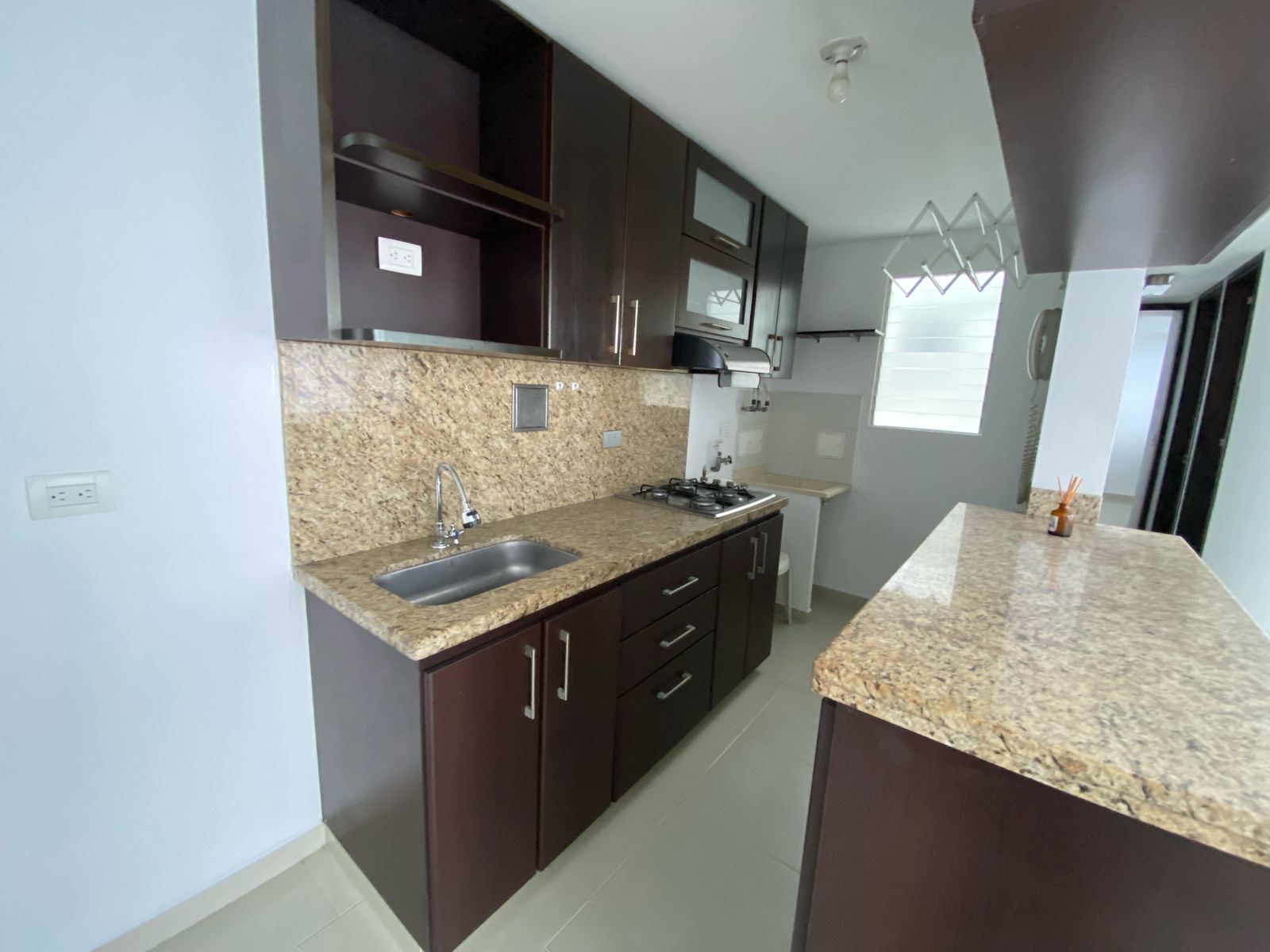 SE VENDE APARTAMENTO EN AVENIDA 19 N 7..jpeg