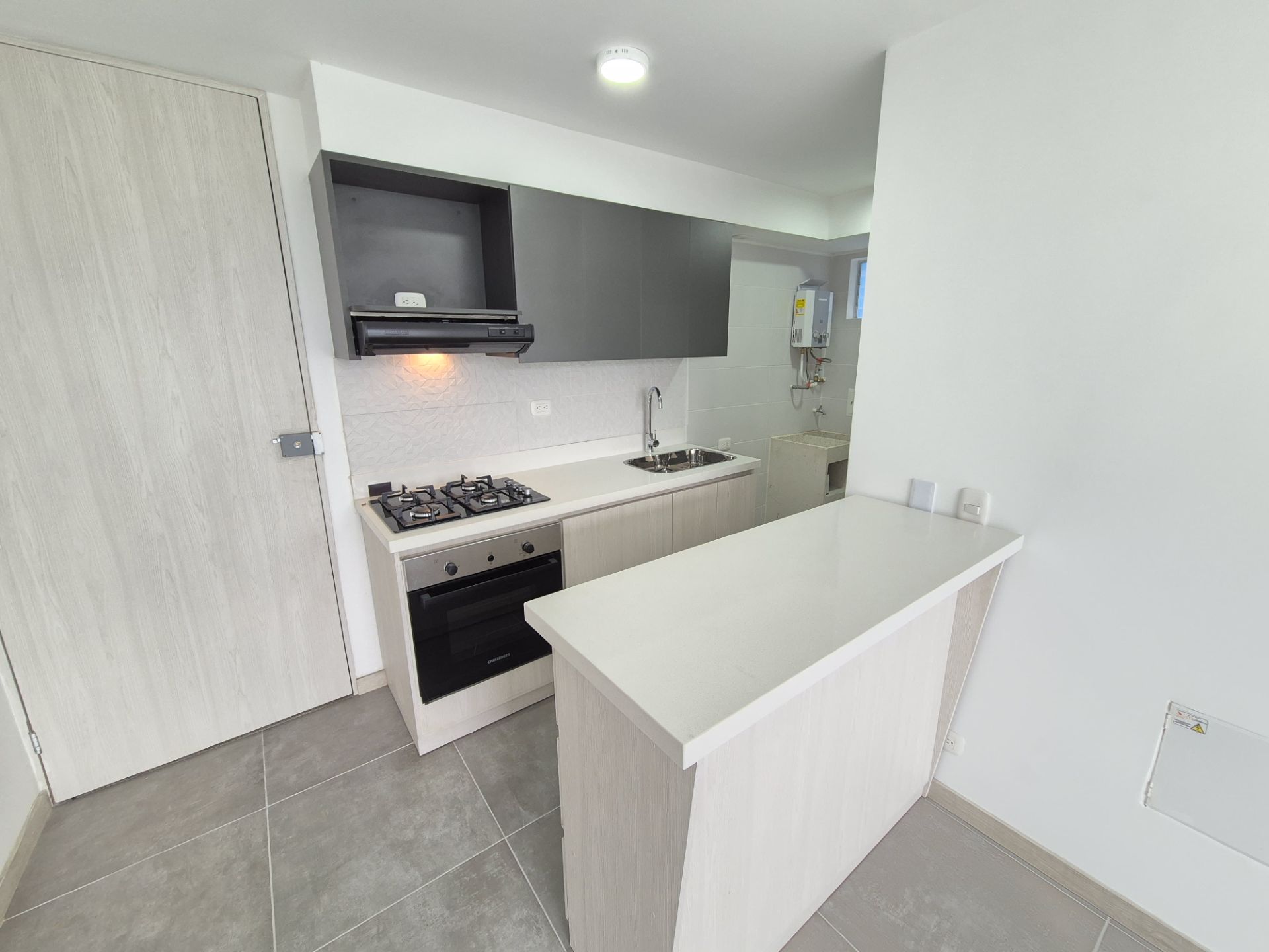 SE VENDE APARTAMENTO MONTEAZUL  1..jpg