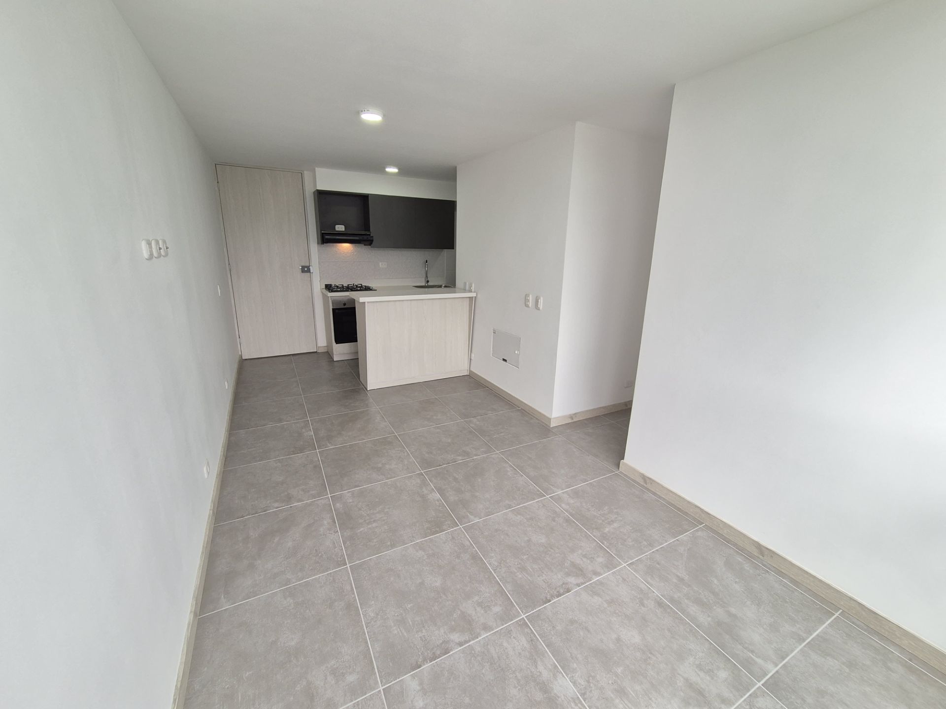 SE VENDE APARTAMENTO MONTEAZUL  5..jpg