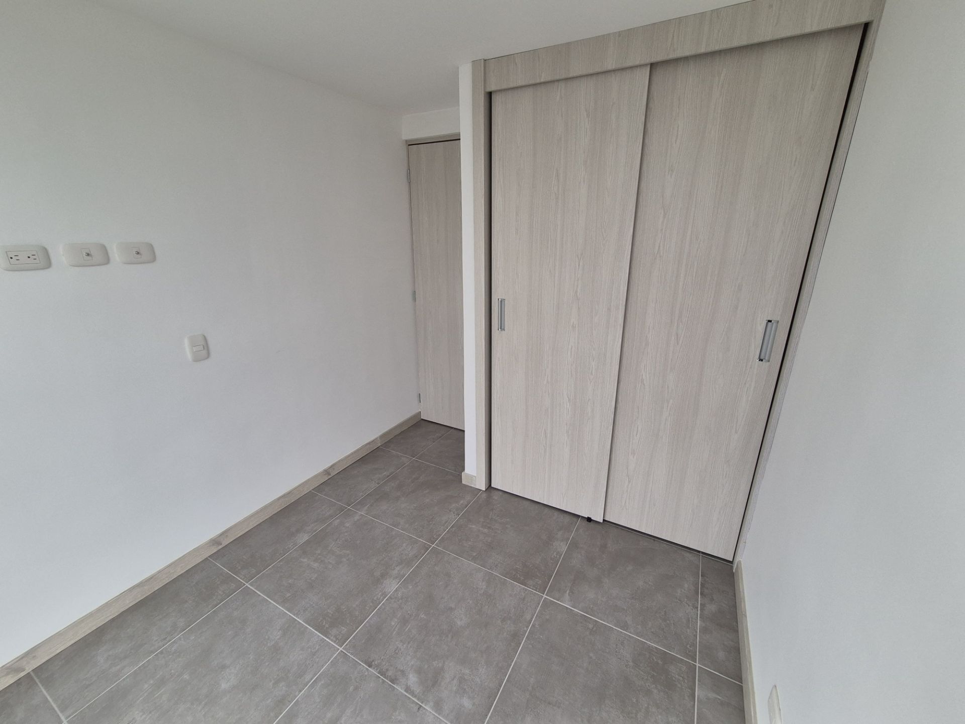 SE VENDE APARTAMENTO MONTEAZUL  14..jpg