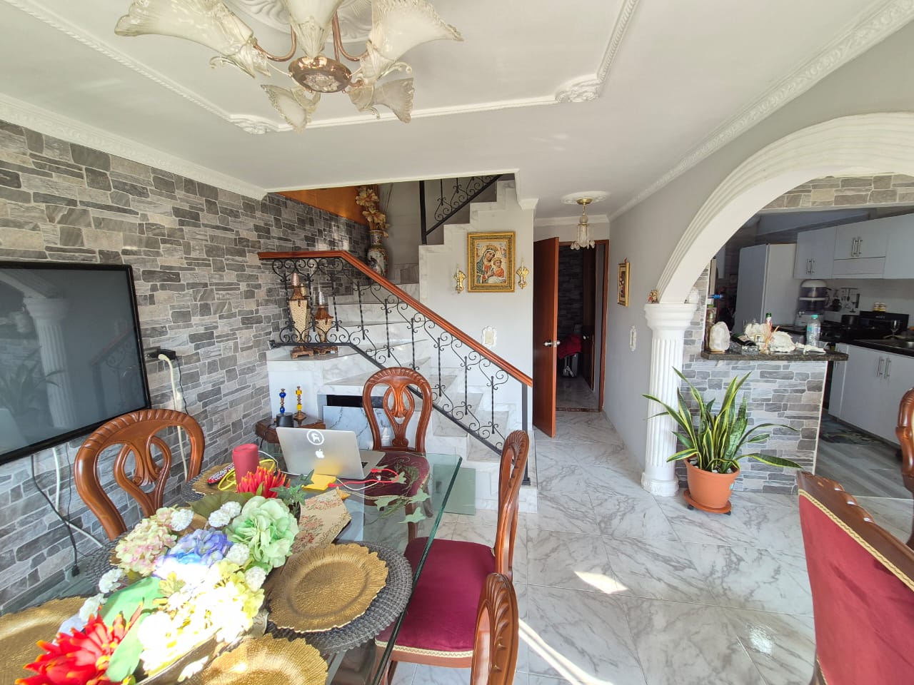 SE VENDE APARTAMENTO CERCA AL ESTADIO  9..jpeg