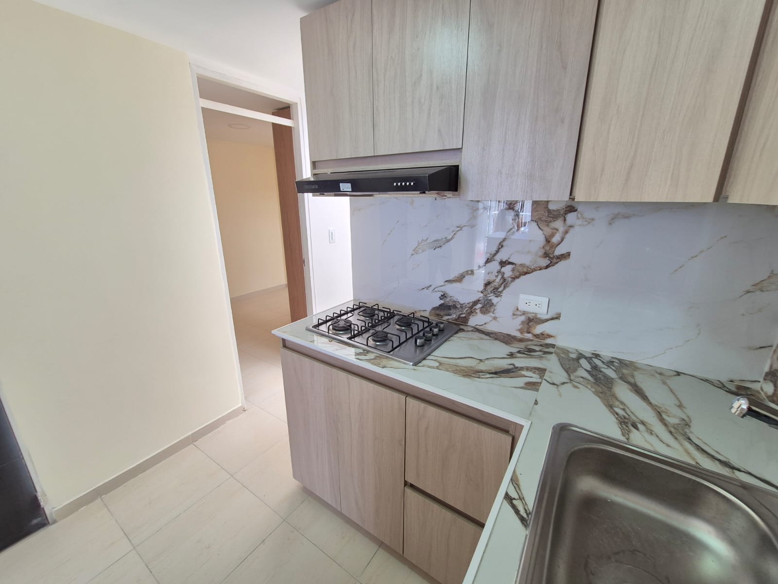 SE VENDE CASA EN SECTOR ENTRE VERDES  5..jpg