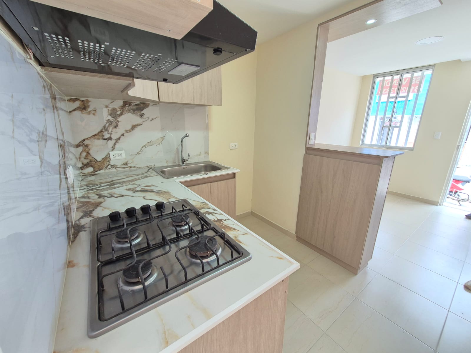 SE VENDE CASA EN SECTOR ENTRE VERDES  4..jpg