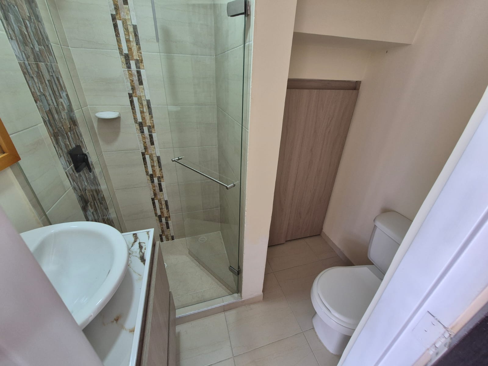 SE VENDE CASA EN SECTOR ENTRE VERDES  14..jpg