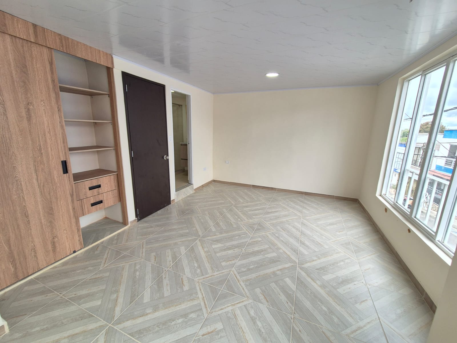 SE VENDE CASA EN SECTOR ENTRE VERDES  18..jpg