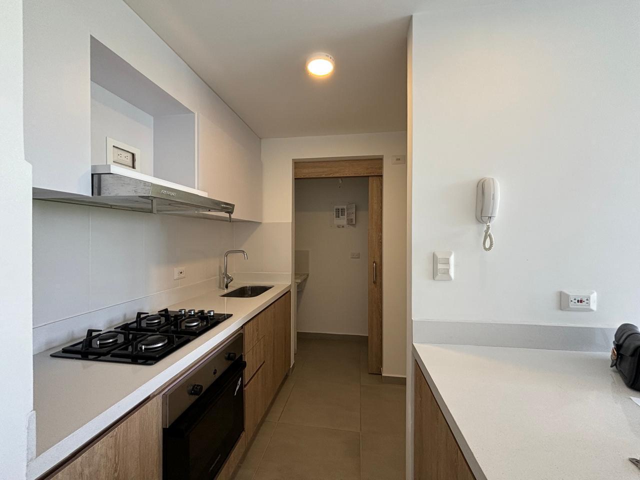 SE VENDE APTO AV. CENTENARIO  4..jpeg