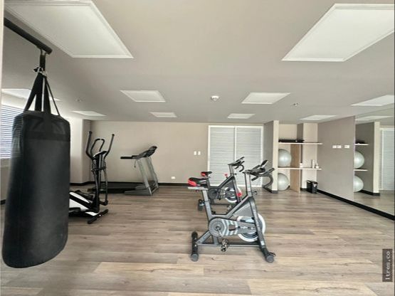 SE VENDE APTO AV. CENTENARIO  25..jpg