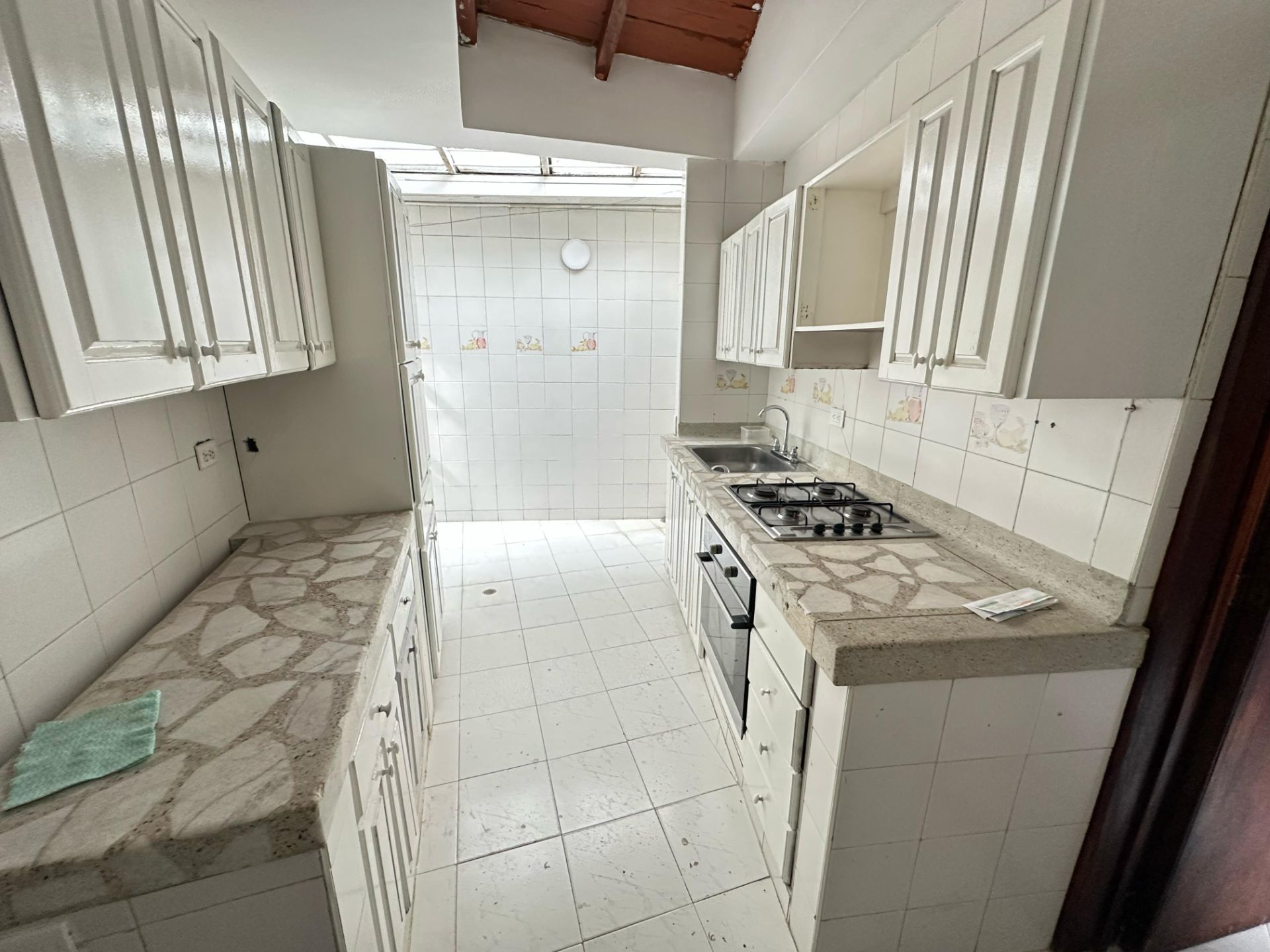 SE VENDE CASA SECTOR FUNDADORES 4.jpg