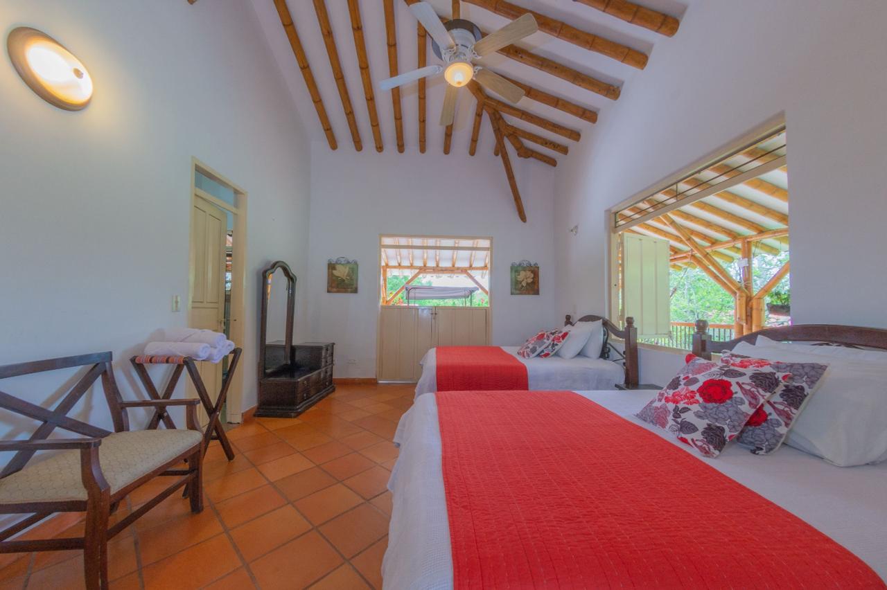 SE VENDE FINCA EN QUIMBAYA 9..jpg