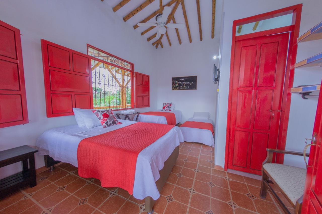SE VENDE FINCA EN QUIMBAYA 8..jpg
