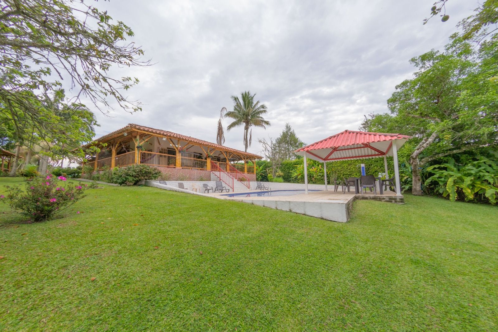 SE VENDE FINCA EN QUIMBAYA 15..jpg