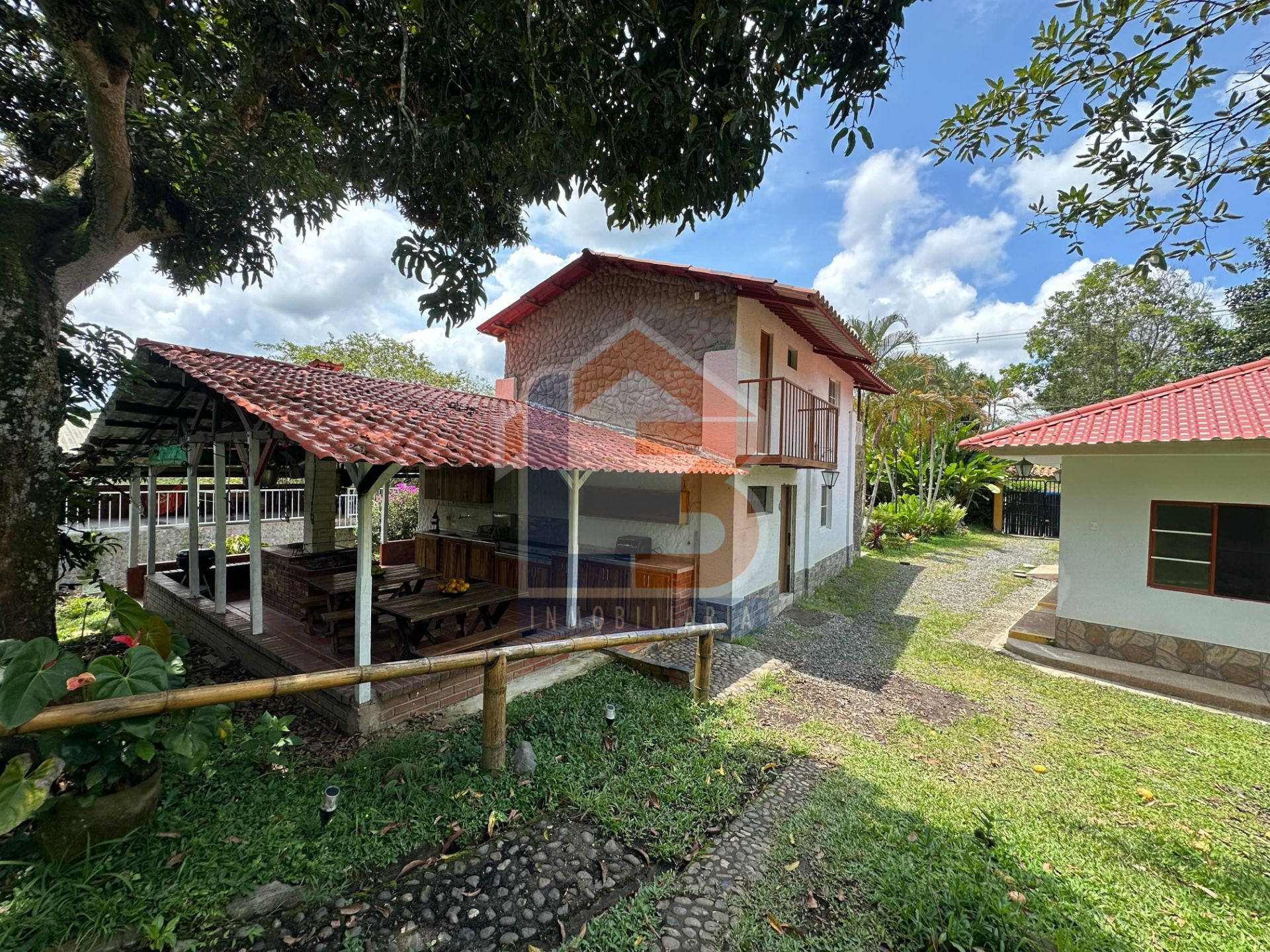 SE VENDE FINCA TURISTICA ALCALA  13..jpg