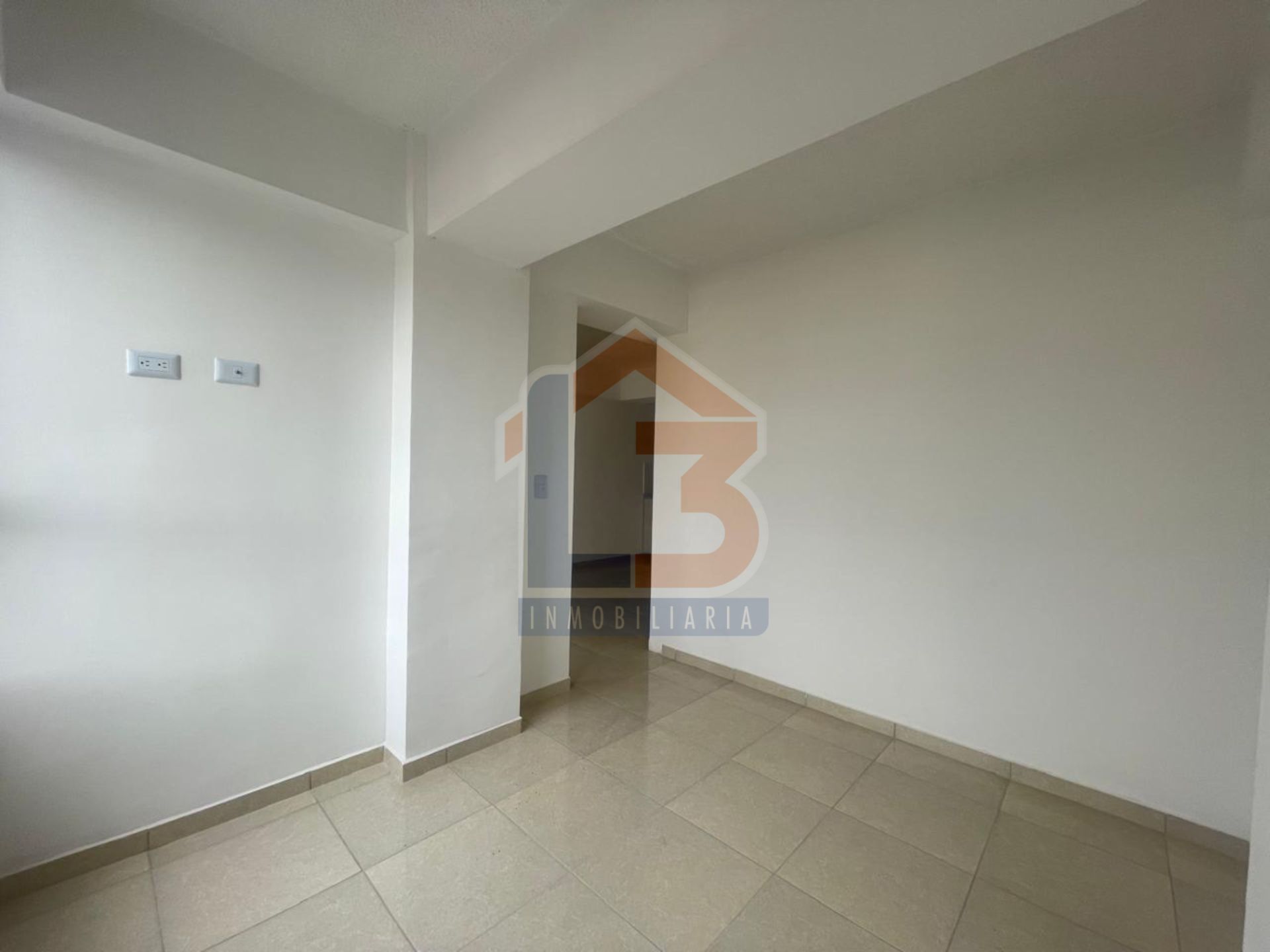 SE VENDE APARTAMENTO ALAMOS 23 11..jpg