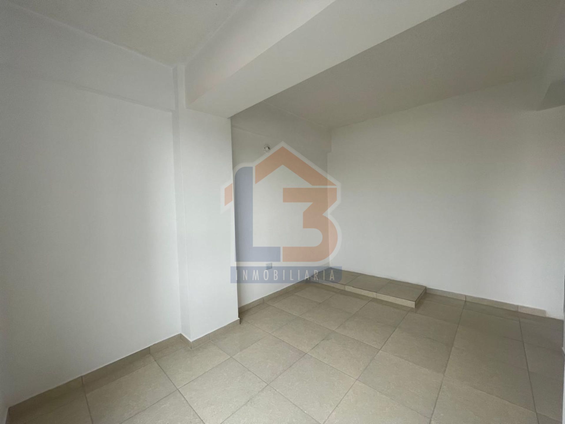 SE VENDE APARTAMENTO ALAMOS 23 14..jpg