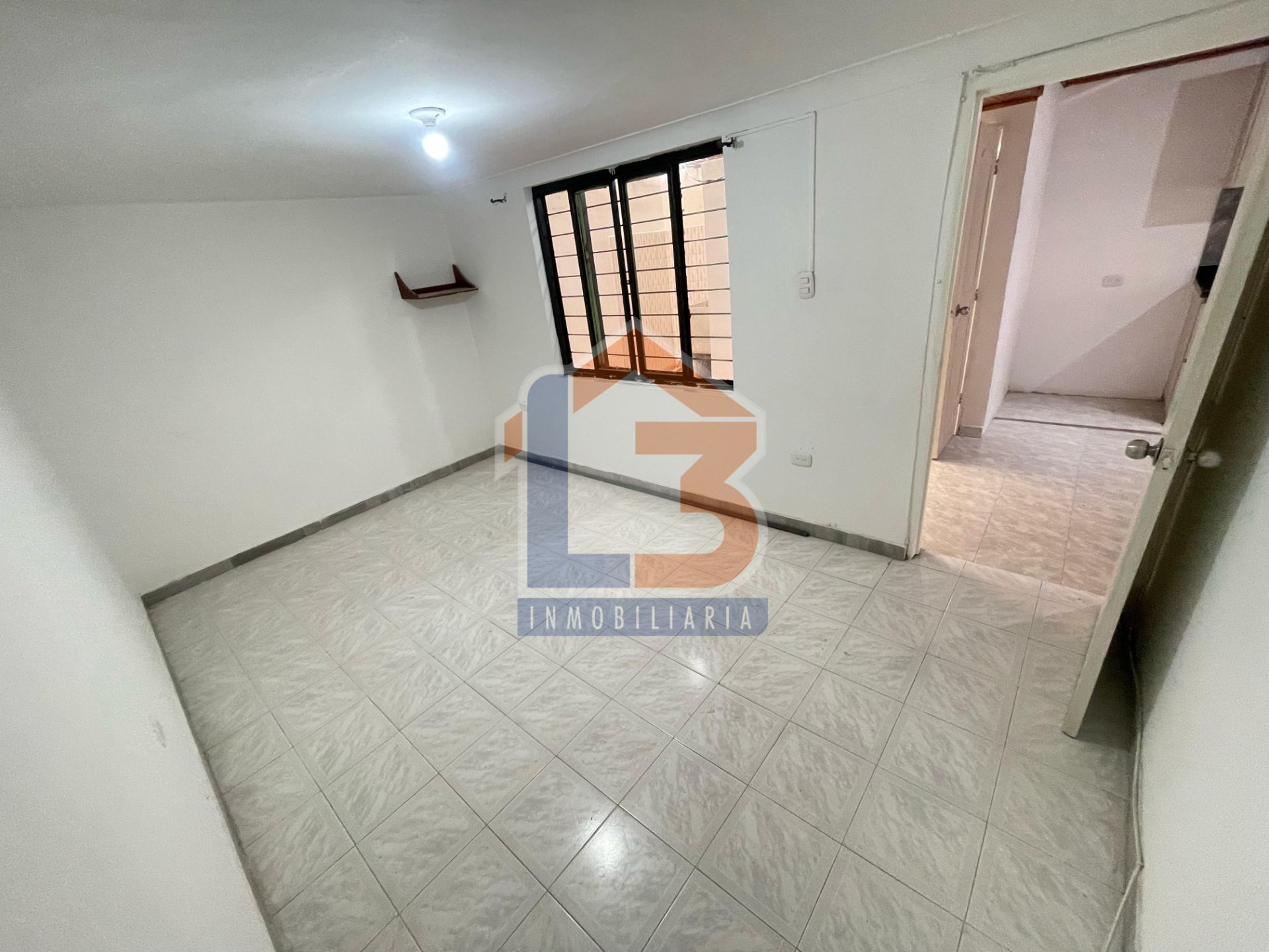 SE VENDE CASA EN EL SECTOR LIMONAR 26..jpg