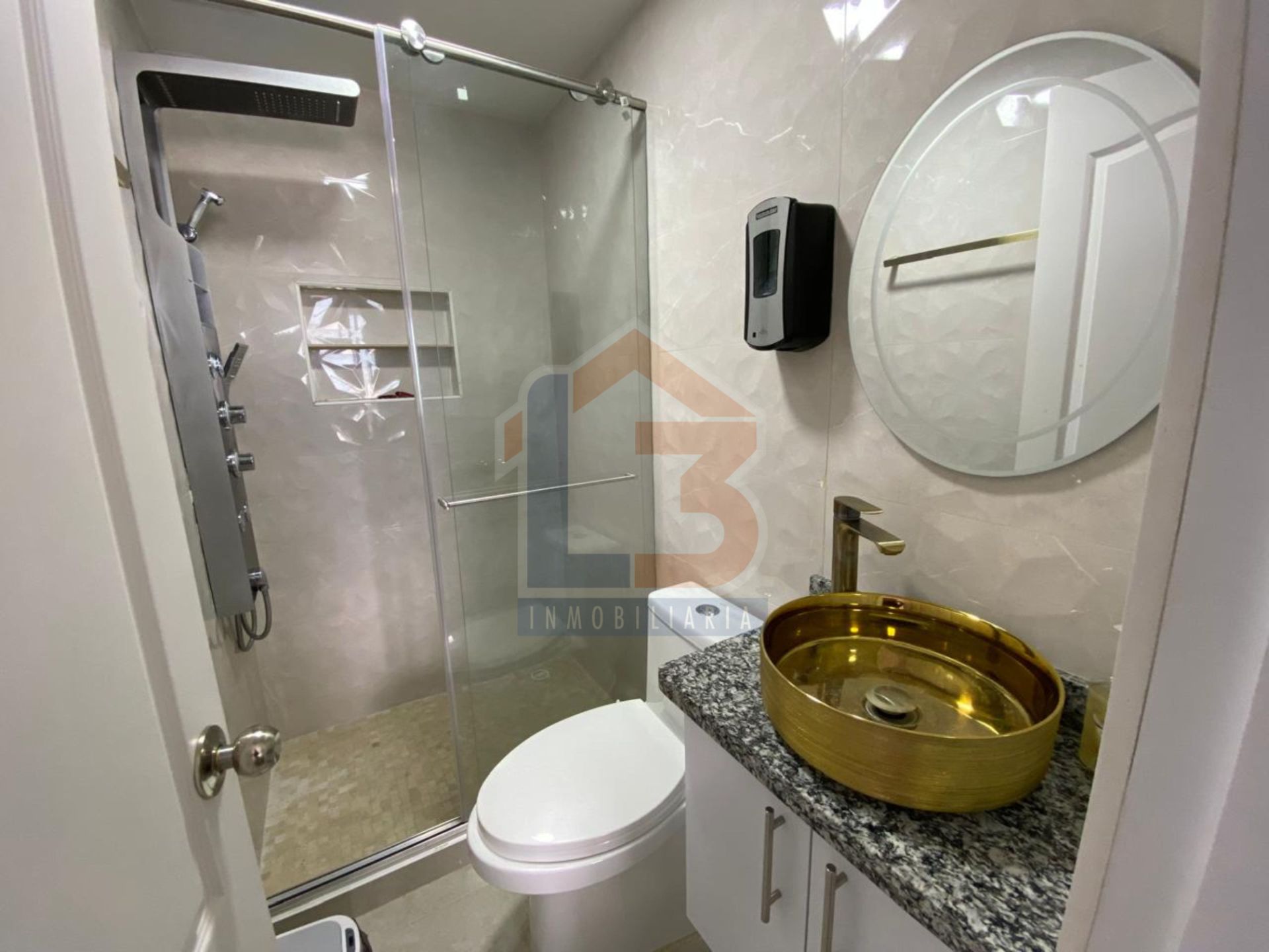 SE VENDE APTO EN FUNDADORES  17..jpg