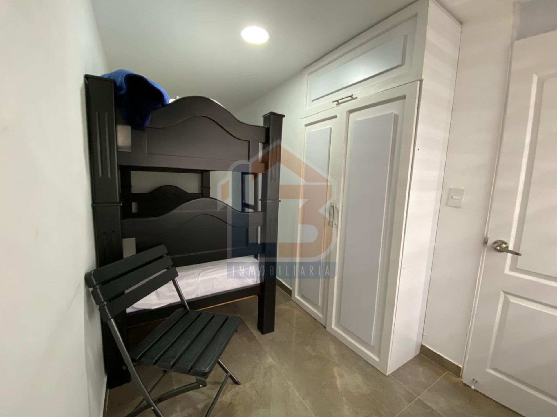 SE VENDE APTO EN FUNDADORES  20..jpg