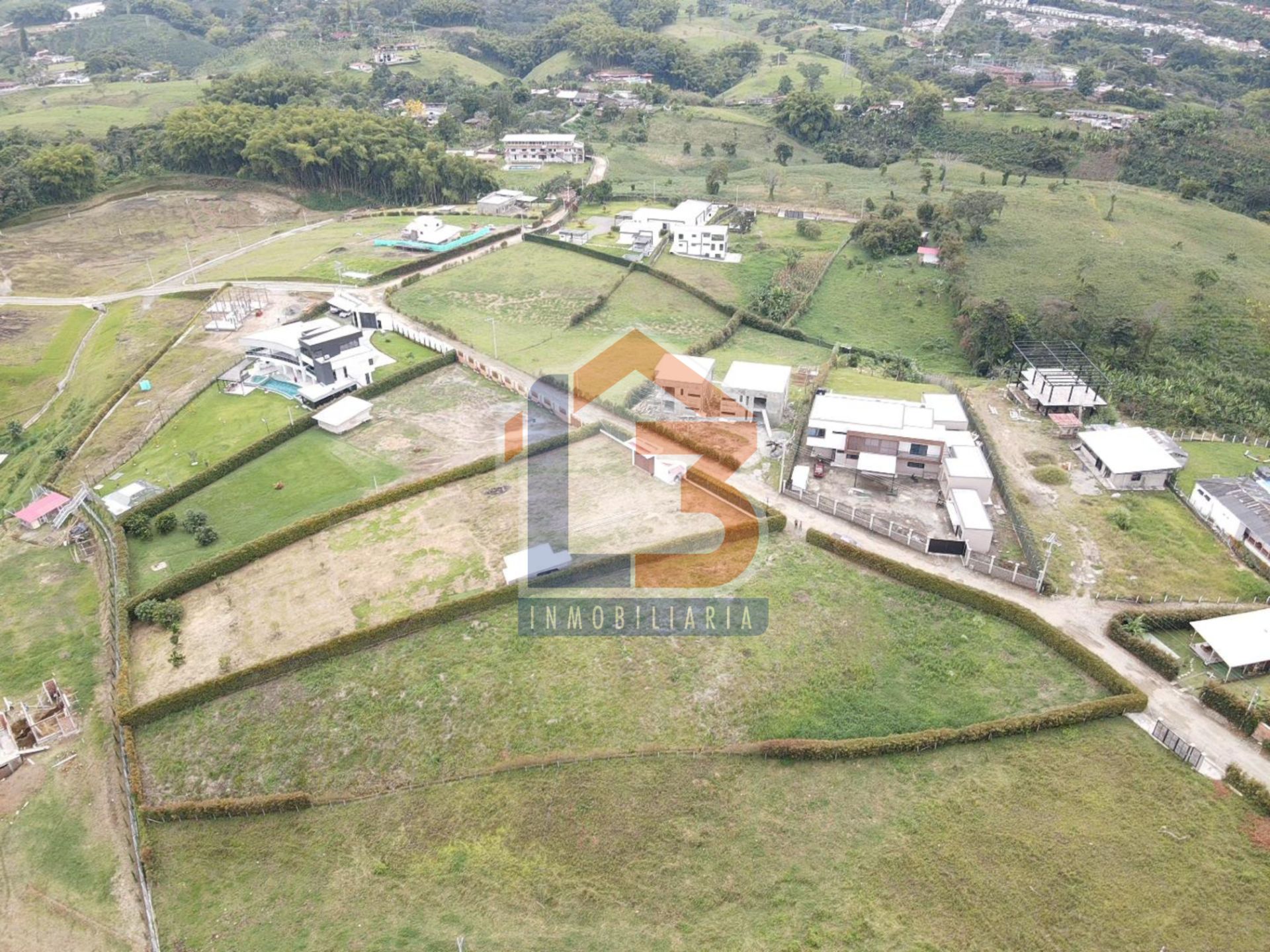 SE VENDE LOTE EN HOJAS ANCHAS  (6).jpg
