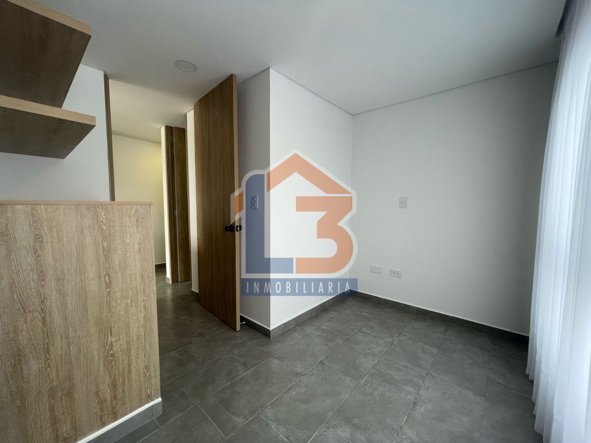 SE VENDE APTO  EN EL SECTOR LA CASTELLANA 6.jpg