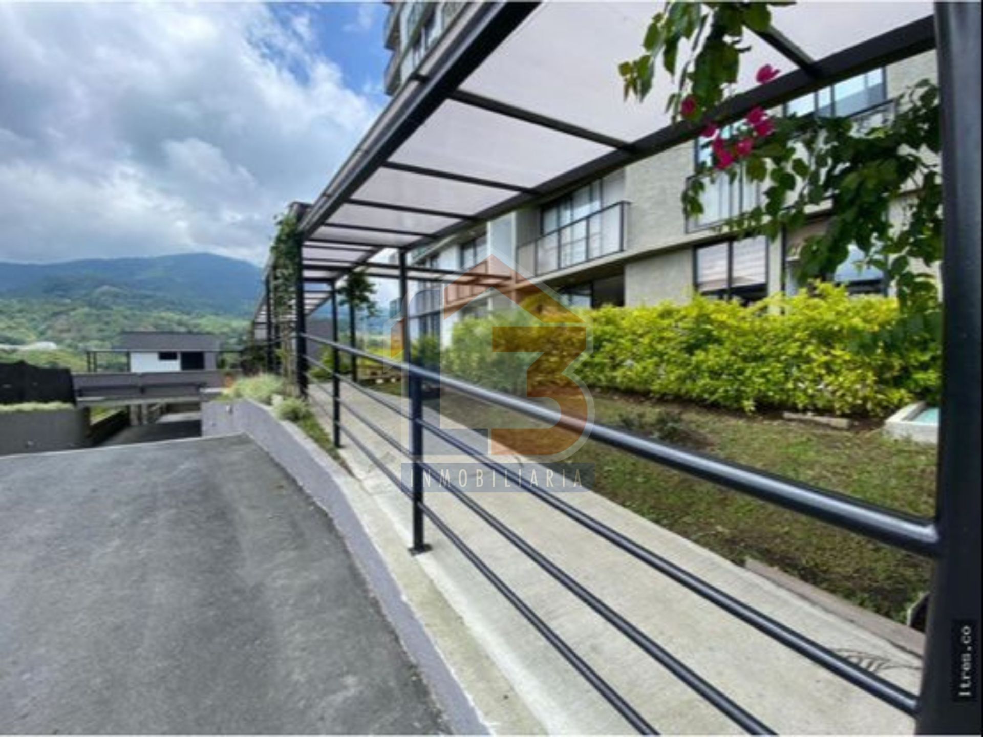 SE VENDE APTO AV. CENTENARIO 28..jpg