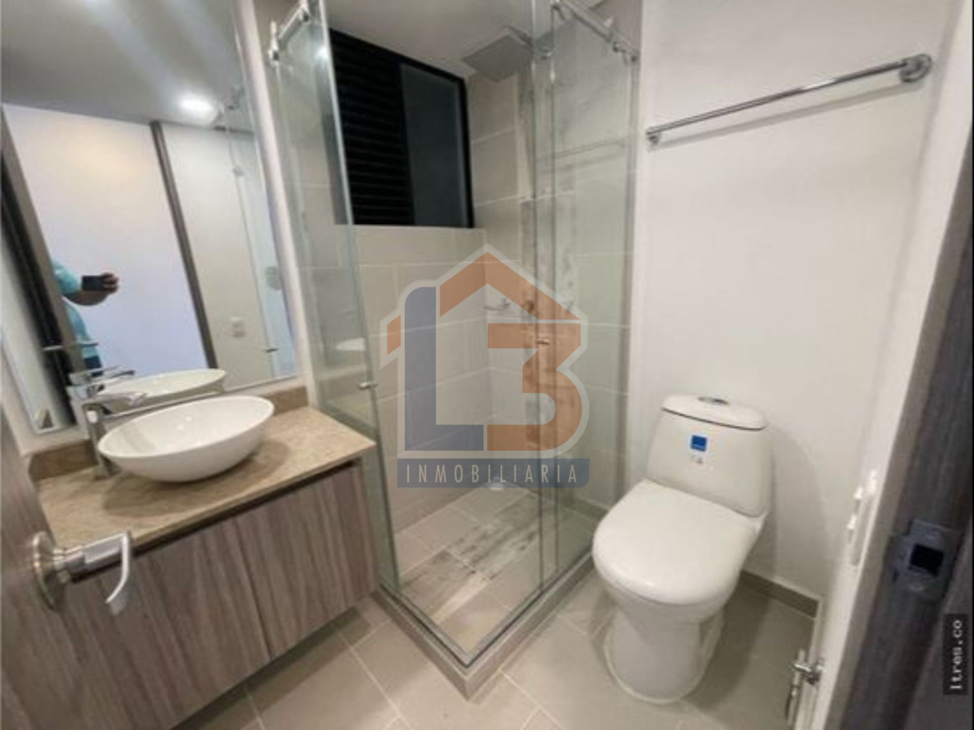 SE VENDE APTO AV. CENTENARIO 12..jpg