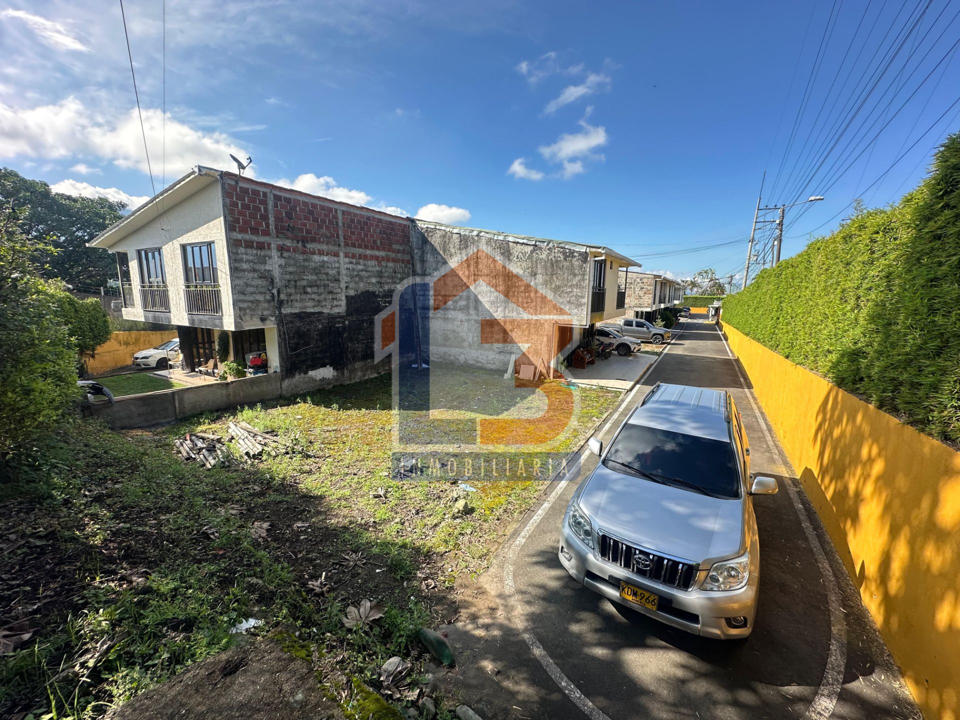 SE VENDE LOTE AL SUR  2..jpg