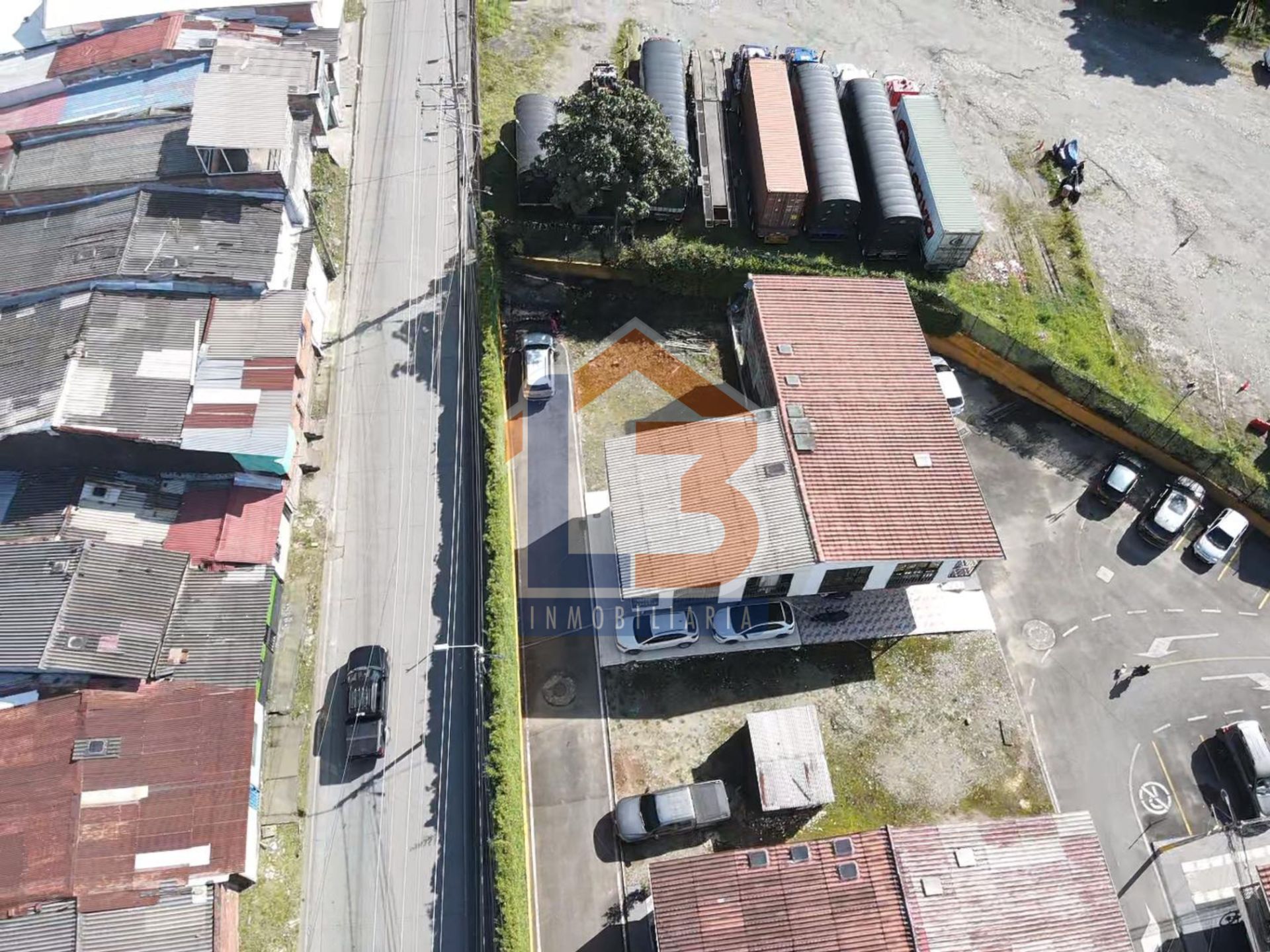 SE VENDE LOTE AL SUR  12..jpg